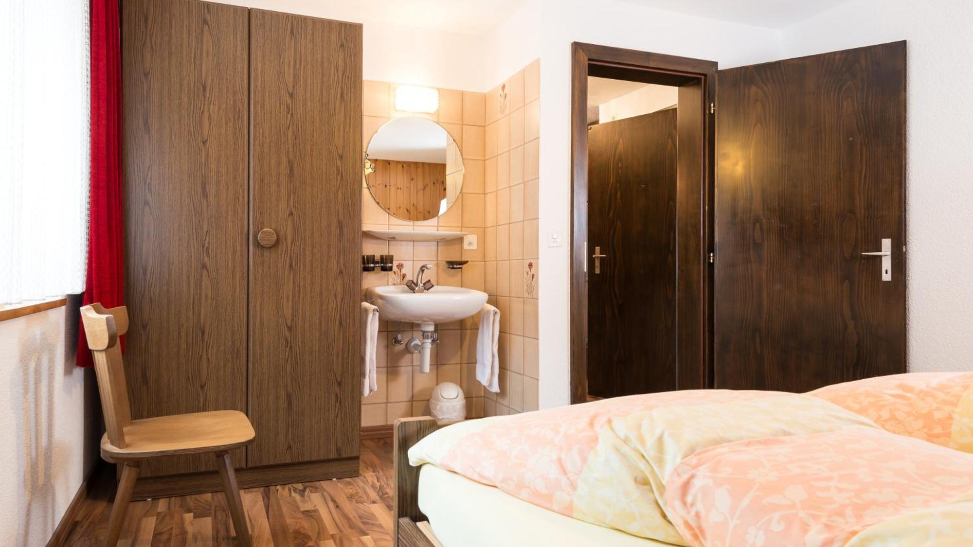 Haus Alba Apartment Saas-Almagell Ruang foto